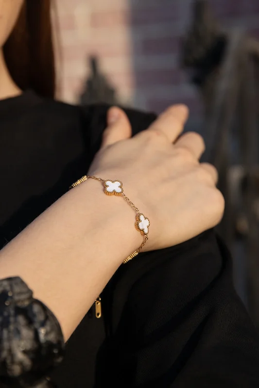 White Blossom Bracelet