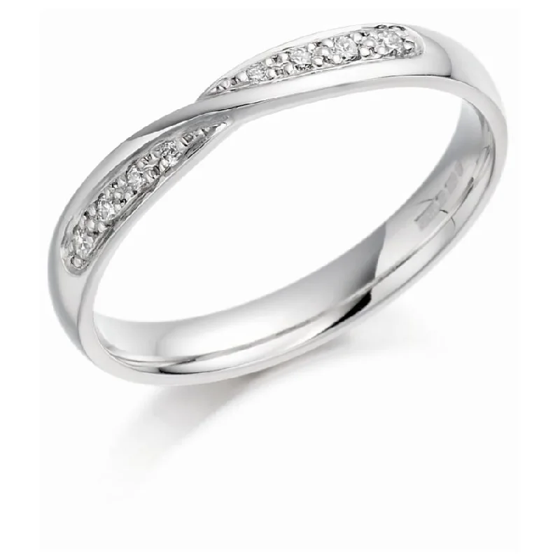 18ct White Gold X-O 4dia Either Side