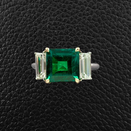 Emerald & Diamond Ring