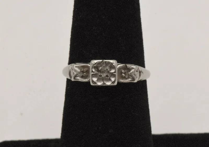 Vintage 14K White Gold Ring - Size 6 MISSING STONES