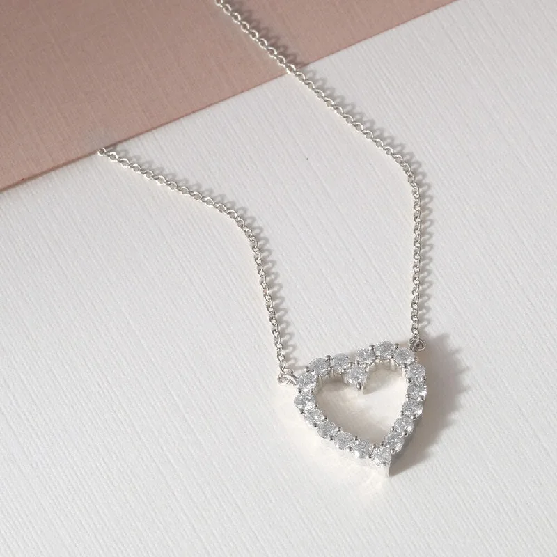 De Couer IGI Certified 14k White Gold 1/2ct TDW Diamond Heart Necklace - White H-I