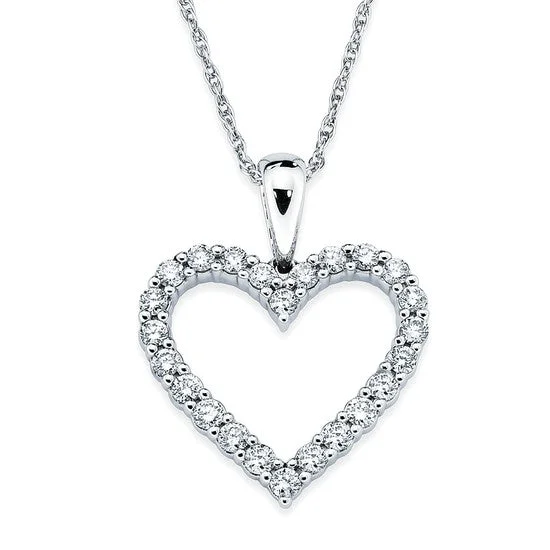 White gold Diamond Heart Pendant Necklace