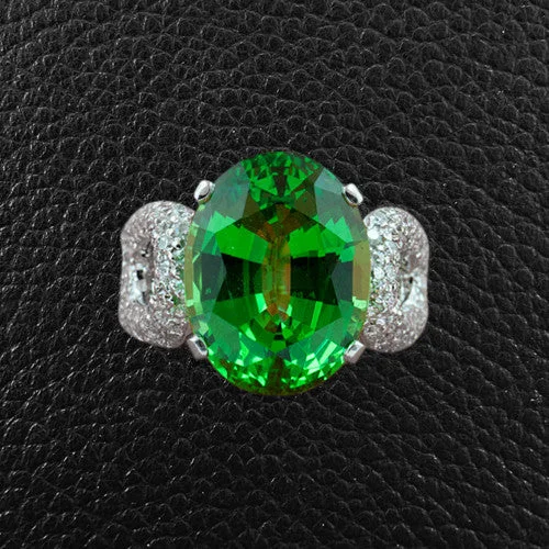 Tsavorite & Diamond Ring