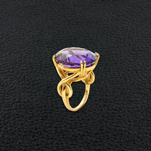 Oval Amethyst Ring