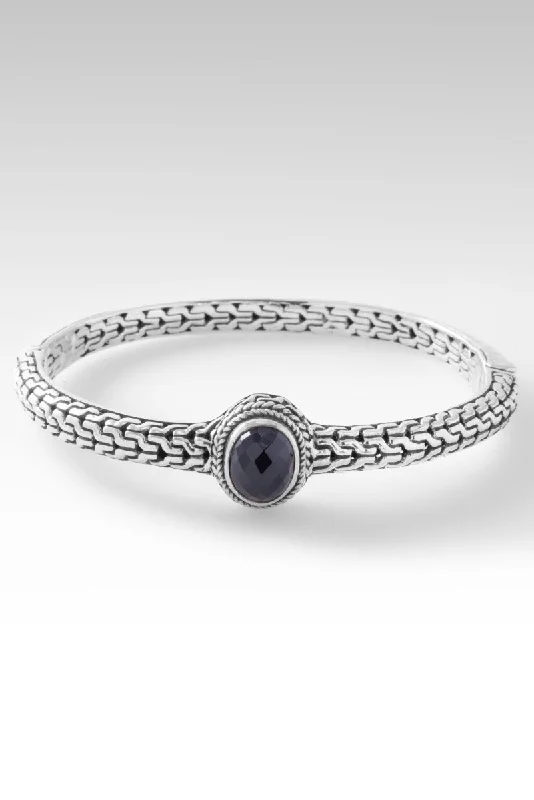 Palisade Bangle™ in Black Spinel